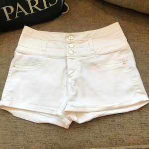 Refuge stretchy shorts